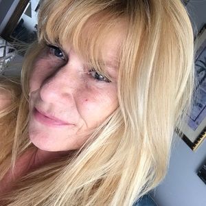 Meet your Posher, Jeanette